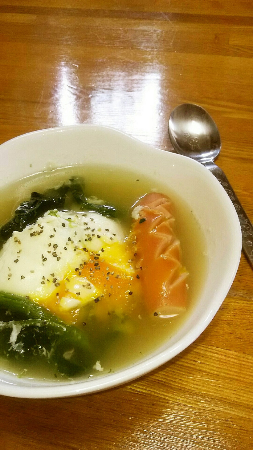 ５分で簡単に♪落とし卵のポトフ風スープ♡の画像