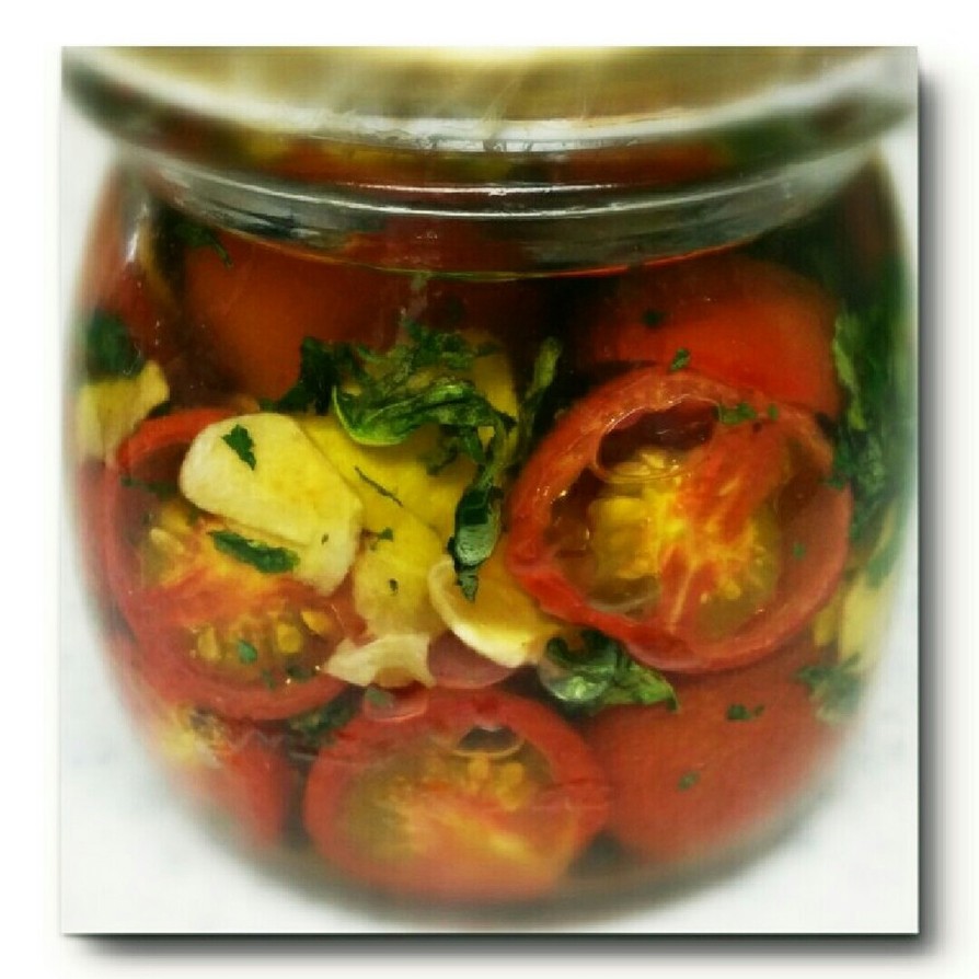 プチトマトのオリーブオイル漬(プチ減塩)の画像
