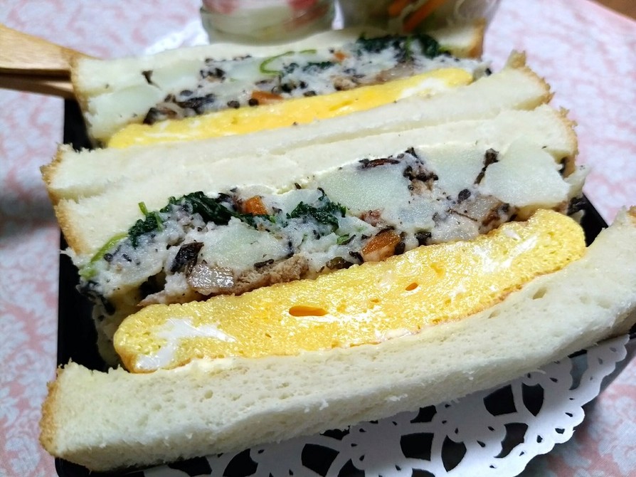 ひじき煮ポテサラとふわ卵のマヨデリサンドの画像
