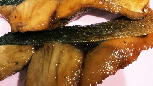 ヒラマサの甘醤油煮 レシピ 作り方 By Kei2129 クックパッド 簡単おいしいみんなのレシピが354万品