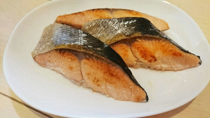 焼き鮭(フライパンで)の画像