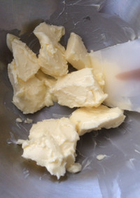 バターを溶かさず柔らかくする方法