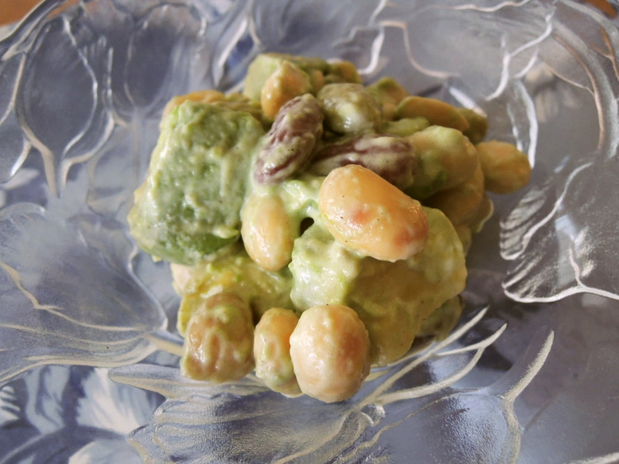 アボカドと豆のマヨ柚子胡椒サラダの画像