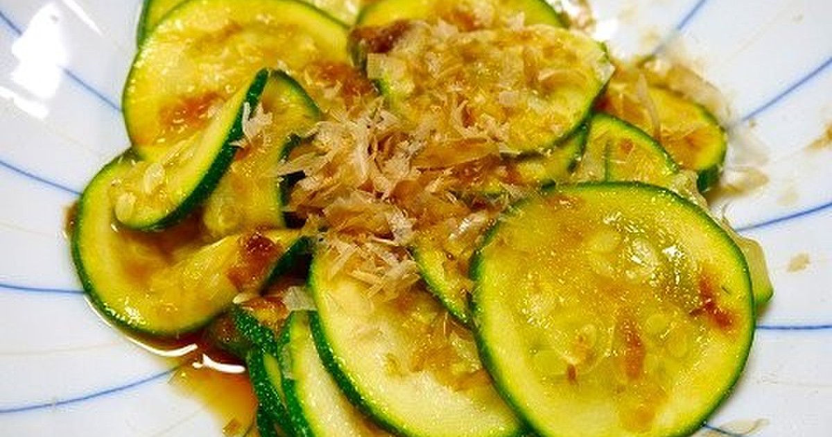 キノコとニンニクとオイルのスパゲッティーニ レシピ