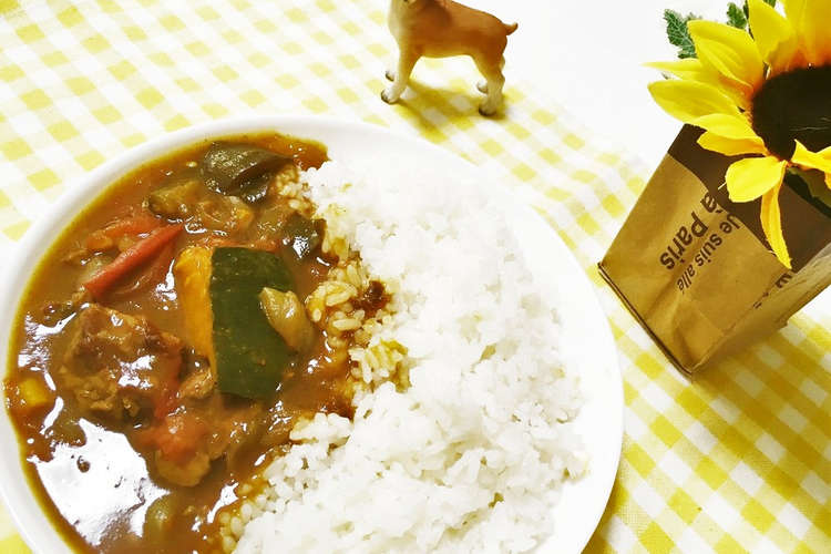 トマトたっぷり 夏野菜カレー レシピ 作り方 By ガンバ郎 クックパッド 簡単おいしいみんなのレシピが357万品