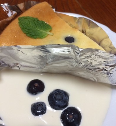 ブルーベリーチーズケーキ＆レモンクリームの写真