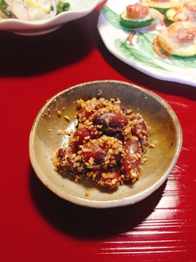 煮豆に香ばし胡麻