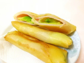 *アボカドとハムチーズの春巻き*