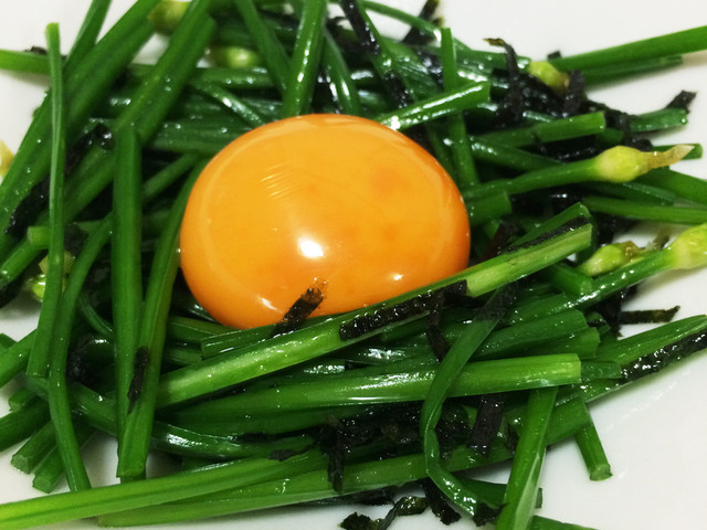 簡単 花ニラ 芽ニラ のユッケ レシピ 作り方 By こやじ女将 クックパッド 簡単おいしいみんなのレシピが355万品