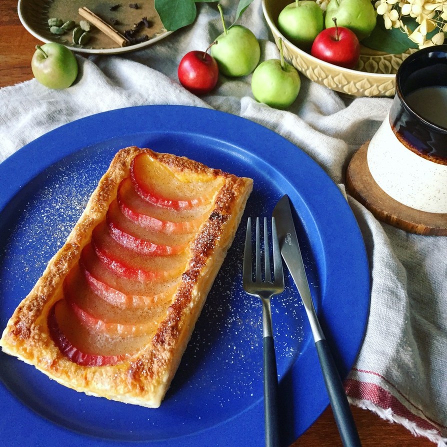 簡単♪煮リンゴでアップルパイの画像