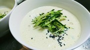 コングクス　콩국수　豆乳麺　韓国夏の定番の写真