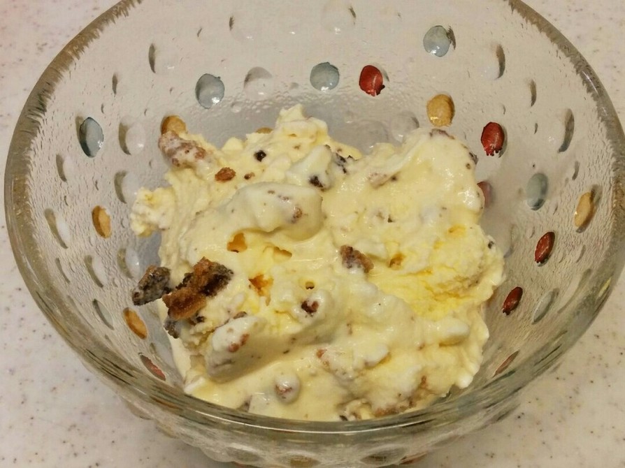 カントリーマアムのバニラクッキーアイスの画像