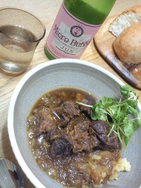 牛肉の黒ビール煮込み