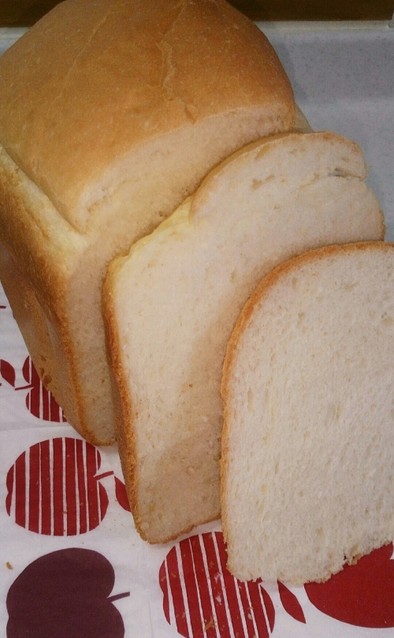 簡単ホームベーカリー薄力粉100％食パンの写真