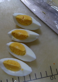 ゆで卵をきれいに切る裏ワザ。