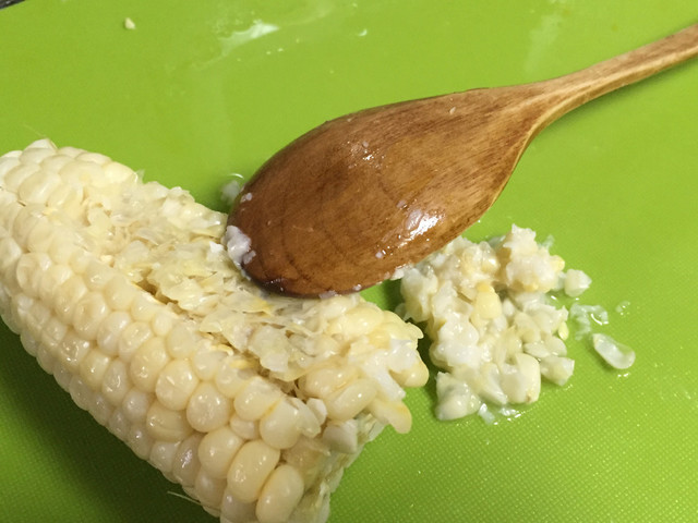 離乳食 とうもろこしの薄皮取り レシピ 作り方 By 緑茶ジル クックパッド 簡単おいしいみんなのレシピが360万品