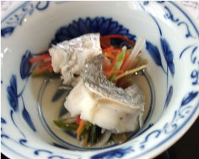 白身魚の巻き蒸し