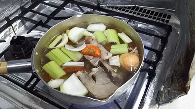豚骨スープの作り方の写真