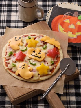 バター好き♪ハロウィン簡単フライパンピザ