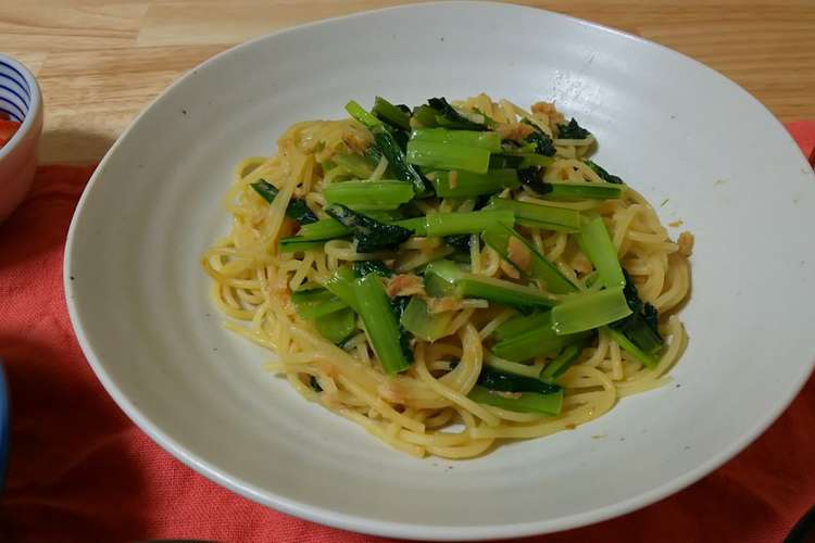 小松菜とツナのバター醤油パスタ レシピ 作り方 By 山田葵 クックパッド 簡単おいしいみんなのレシピが352万品