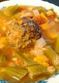 オクラとひよこ豆と野菜たっぷりスープ