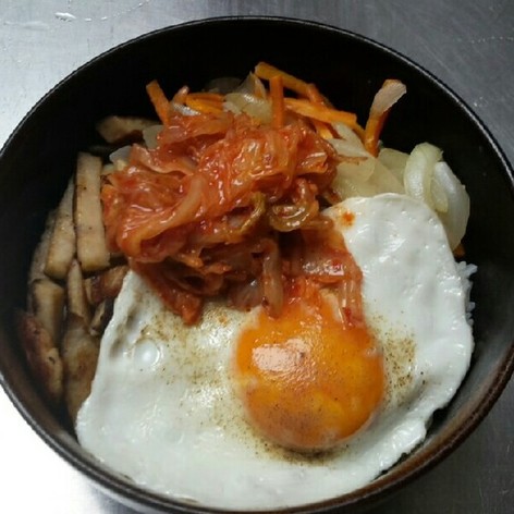 キムチで韓国ビビンバ！with 納豆！
