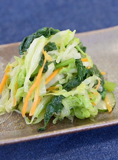 【給食レシピ】野菜たっぷりサラダの写真