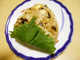 おかか昆布とチーズのよろ昆布おにぎり♪