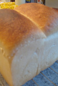 自家製酵母液で生クリーム食パン