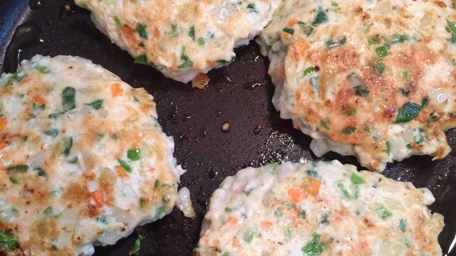 ふわふわ豆腐野菜ハンバーグ 幼児食にも レシピ 作り方 By クックk1s15r クックパッド 簡単おいしいみんなのレシピが366万品 ふわふわ豆腐野菜ハンバーグ 幼児食にも レシピ 作り方 By クックk1s15r クックパッド 簡単おいしいみんなのレシピが366万品