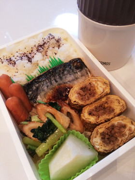 毎日男弁当⁂鯖塩焼き弁当➕豚汁