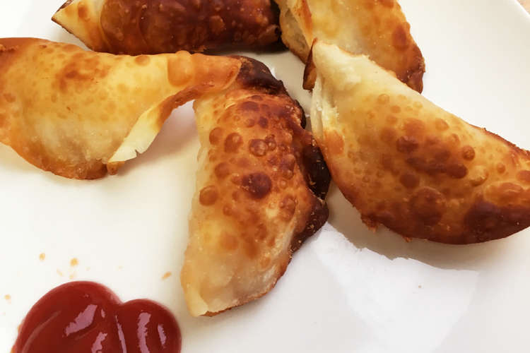 餃子の皮で サモサ風揚げ餃子 レシピ 作り方 By あきのぶどう クックパッド 簡単おいしいみんなのレシピが349万品
