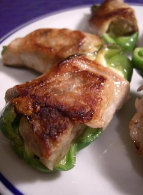 ピーマンの肉詰め焼き