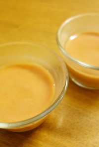 トマトジュースと豆乳の簡単冷製スープ