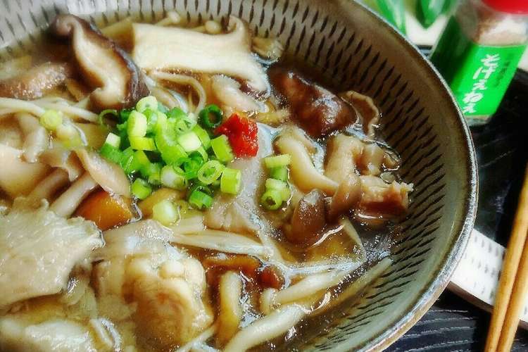 旨み ヘルシー 鶏入り和風きのこスープ レシピ 作り方 By Icco000 クックパッド 簡単おいしいみんなのレシピが352万品