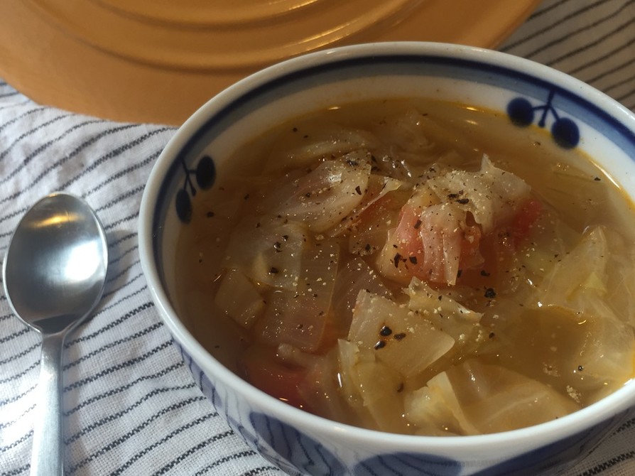 キャベツスープの画像