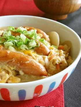 ランチにも!丸ごとウインナーのたまご丼