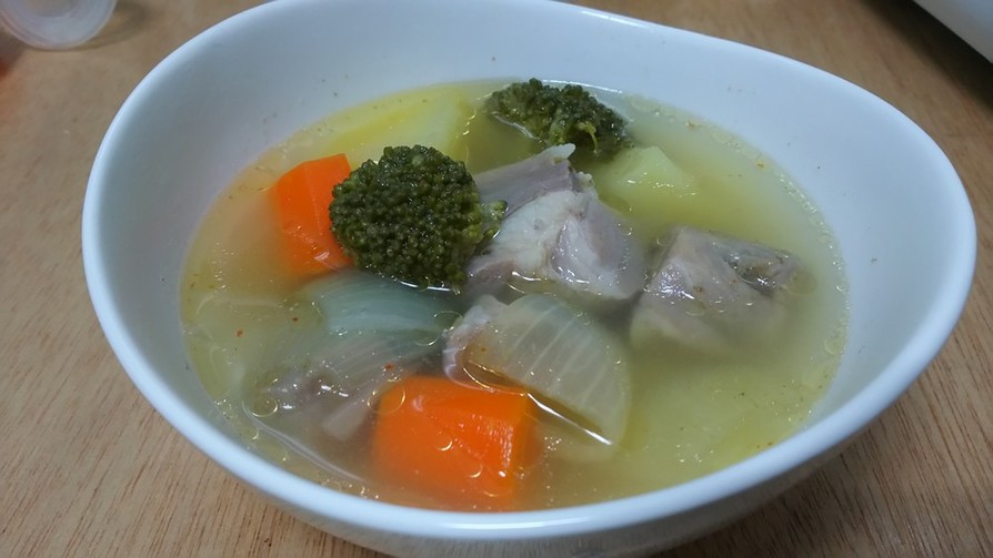 熟成塩豚と野菜のスープの画像