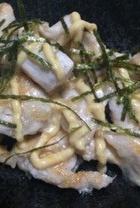 鶏胸肉の味噌マヨソース