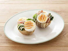 ブロッコリーとゆで卵のポテベジ