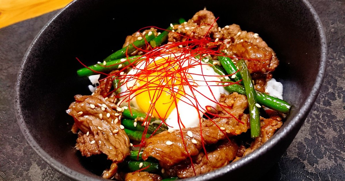 ガッツリ男子ごはん☆甘辛スタミナ牛丼 by よっしーちゃん！ 【クックパッド】 簡単おいしいみんなのレシピが317万品 ガッツリ男子ごはん... 
