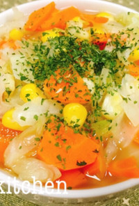 【簡単】キャベツと人参の食べる野菜スープ