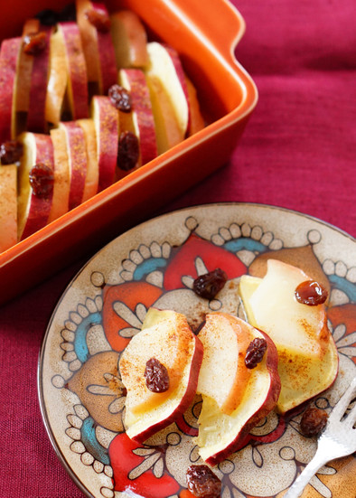 リンゴとさつま芋のレンジ重ね煮の写真