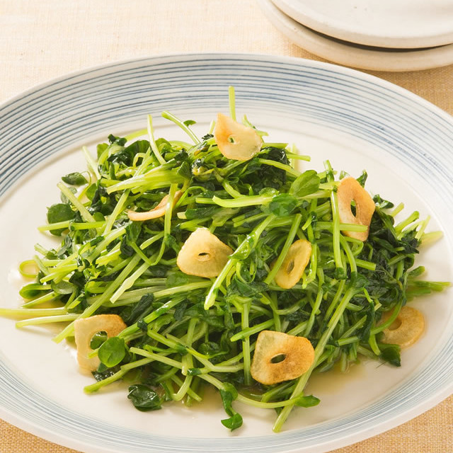 豆苗のガーリック炒め レシピ 作り方 By 味の素kk クックパッド 簡単おいしいみんなのレシピが356万品