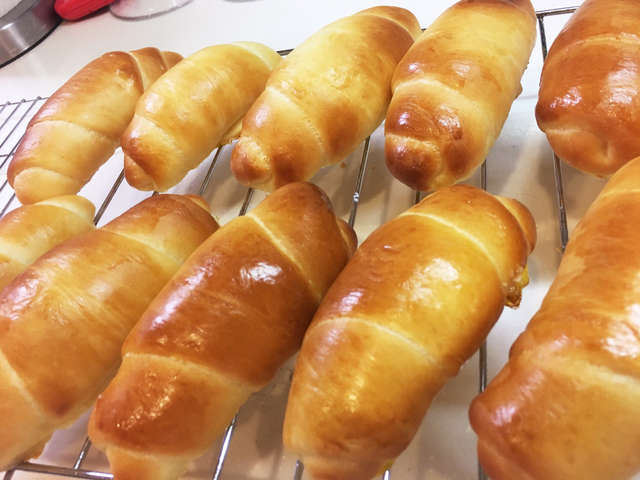 塩 バター ロール Y S Kitchen バターロールと塩バターロール