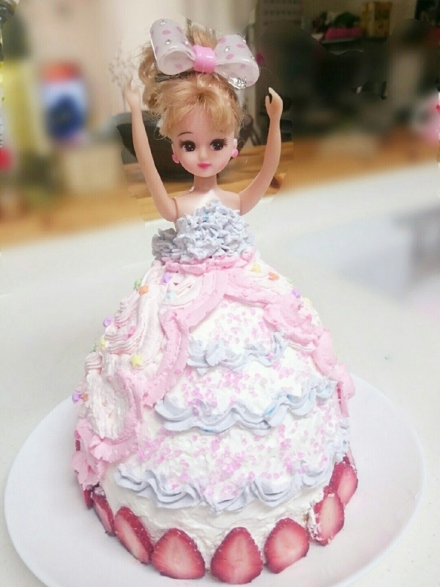 リカちゃんドールケーキ♡簡単♡デコケーキの画像