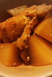 酢生姜を使った、鶏肉と大根のさっぱり煮