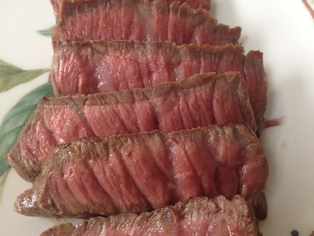 暇つぶし 牛のすね肉ステーキ レシピ 作り方 By クックtr2es8 クックパッド 簡単おいしいみんなのレシピが350万品