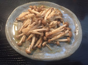 ぶなしめじのバター焼きの写真