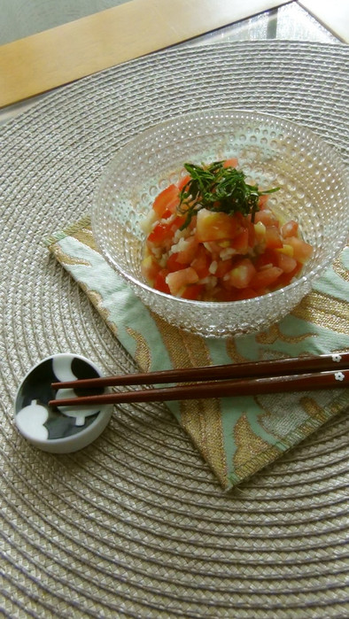 シンプル和食　トマトの生姜和え　の写真